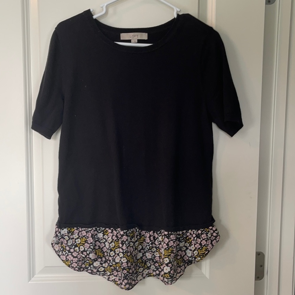 Ann Taylor LOFT Mixed Media T-shirt Sweater in Black (M)